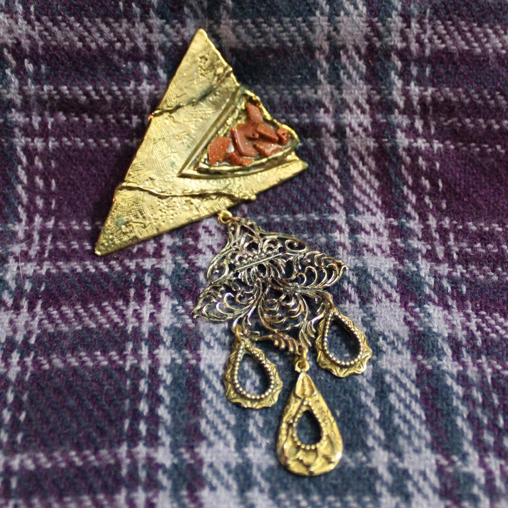 Gold-Tone Art Pin with Goldstone Chips - Picture 1 of 4